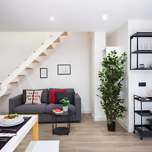 Avanti Azahar, En Un Barrio Con Encanto Sevilla