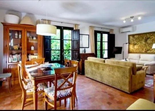 Apartamento de dos dormitorios en Plaza Alfaro Sevilla
